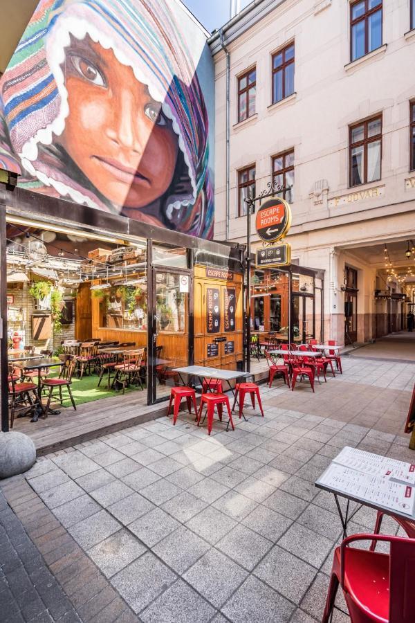 Ace Of Spades Gozsdu Budapesta Exterior foto